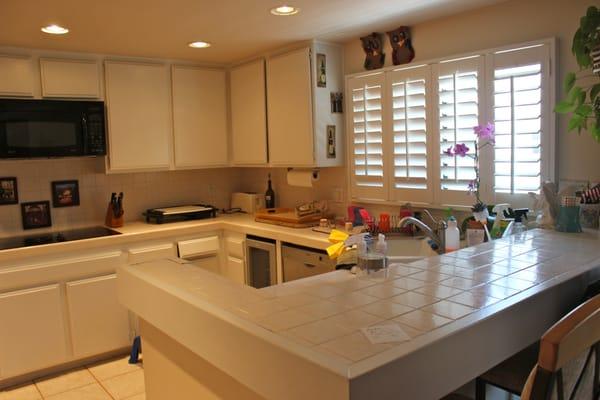 Before pictures of a remodeled Kitchen