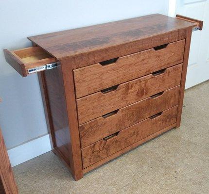 Chest of drawers with two hidden drawers