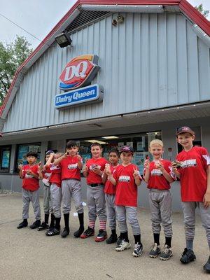 Emerson Dairy Queen is a proud sponsor of Emerson Little League