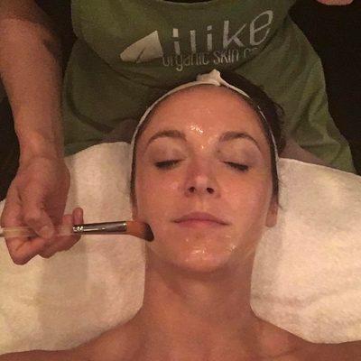 Pampering Organic Facial