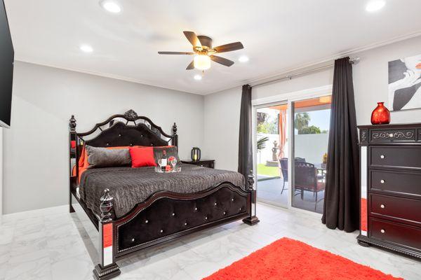 Master Bedroom: Cal-King bed plus a 55 inch smart TV