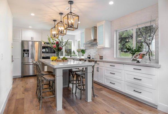 Modern Farmhouse Kitchen  & Dining Room