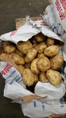 Beautiful all purpose potatoes directly from Prince Edward Island Canada