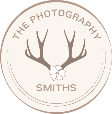 The Photography Smiths consist of husband/wife photographers Mikey and Samantha Smith.