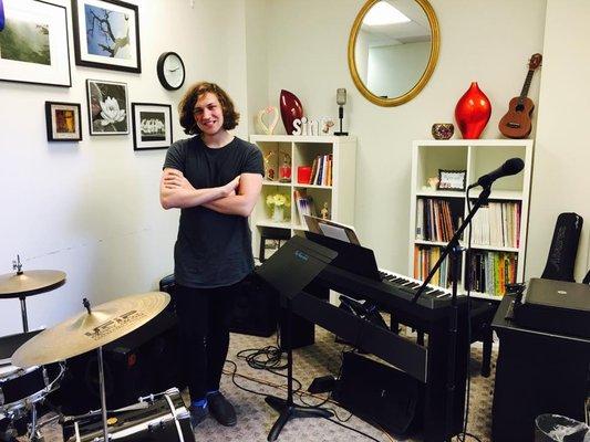 Our piano instructor, Gene, gets ready for ColLABorate band rehearsal.