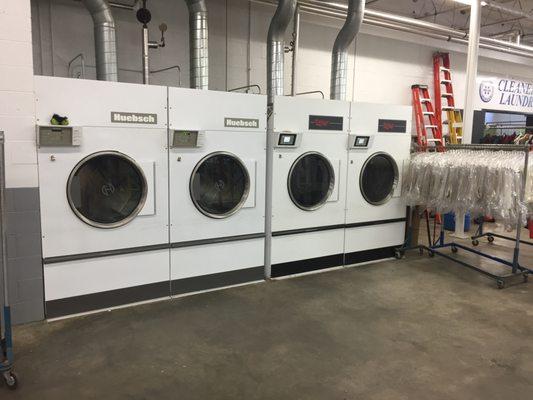 TEMPERATURE & MOISTURE CONTROLLED DRYERS