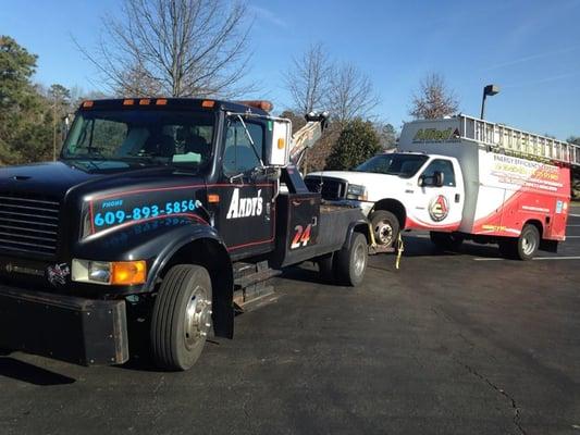 Our fleet of tow trucks will get you off the road quickly. Light and Medium Duty Rollbacks and Wheel Lifts