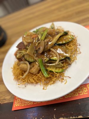 Crispy Pan Fried Noodles - yummy