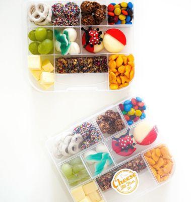 Snack-le boxes