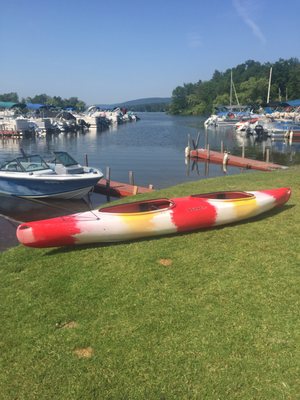 Boat Rentals Canoes, Kayaks, Pedal Boats, Fishing Boats, & Pontoon Boats