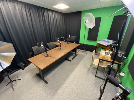 Studio C - Podcast Suite