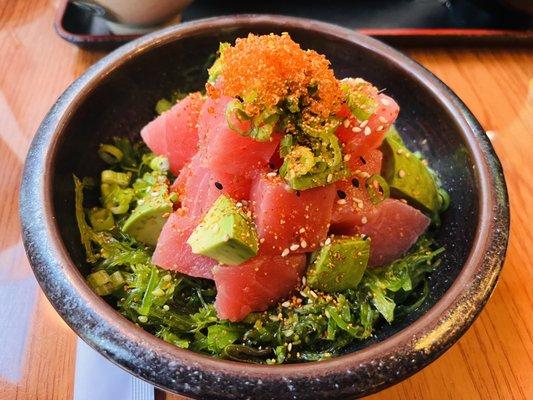 Poke salad (red tuna, avocado and seaweed)