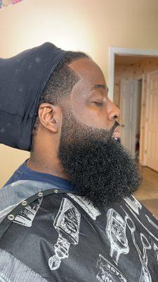 Temple taper and Beard service