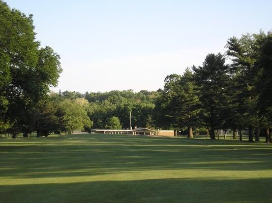 Hole #18 heading toward the clubhouse.