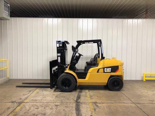 Caterpillar forklift