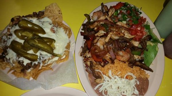 Mixed fajitas and Nachos. Took over half home. Amazing flavor.