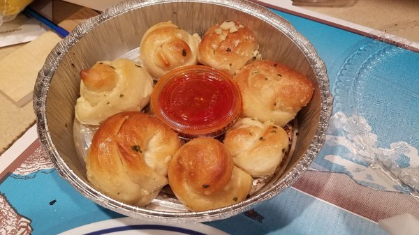 Garlic knots