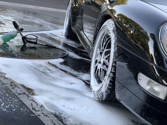 Prepping this Porsche Turbo for Ceramic Coating.