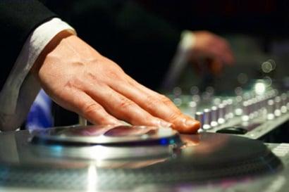 PRO DJ SERVICES  WEDDING EMCEES