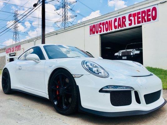 Porsche GT3 with front parking sensors