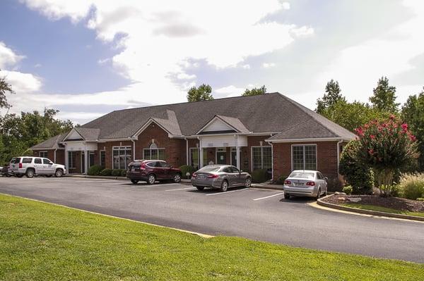 Office space for lease near Canton and Woodstock, Georgia in Cherokee County.