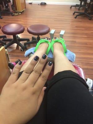 Mani & pedi