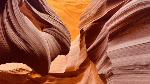 Amazing sightseeing in Lower Antelope Canyon