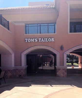 Storefront at Tom's Tailor Shop