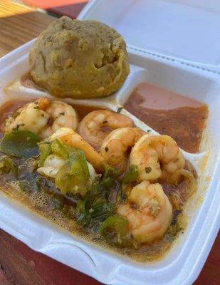 Mofongo con Camarones en Salsa Criolla / Mofongo with Shrimp in Criolla Sauce