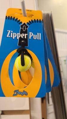 Zipper pull Museum store Intl tennis hall of fame September 2021