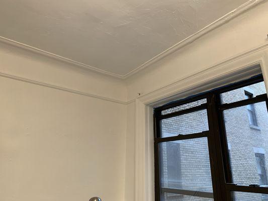 Cracked Drywall Molding Repair