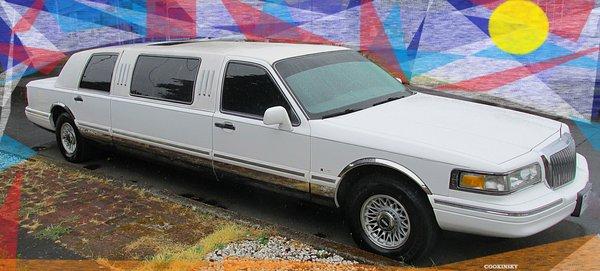 1997 LINCOLN TOWN CAR KRYSTAL KOACH LIMO