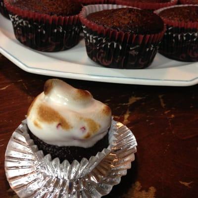 Yumm GF Chocolate cupcakes with toasted marshmallow!