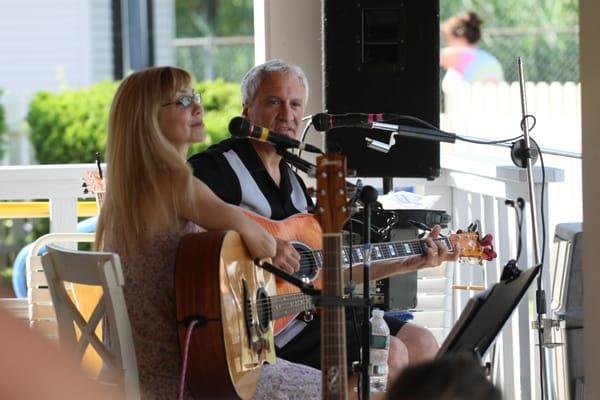 Acoustic music poolside