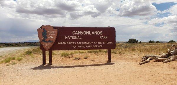 Canyonlands NPS sign