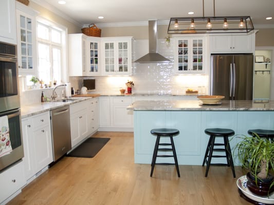 Open Kitchen in a BROM Home in Old Lyme!