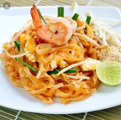 Pai thai shrimp