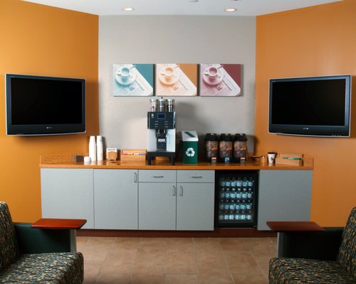 Guests and clients enjoy FREE coffee and tea in our Wi-Fi lounge.