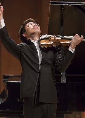 Paul Huang, violin