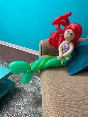 Balloon mermaid