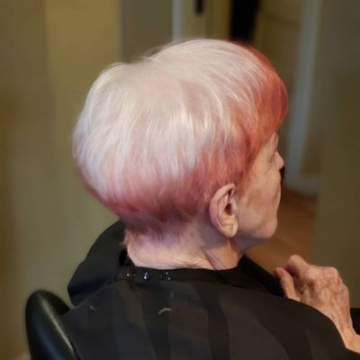 Pixie with pastel pink color