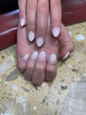 nails