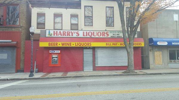 Harry's Liquor Store