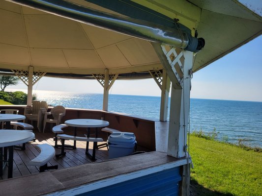 The gazebo and lake Ontario