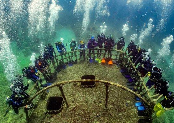 Underwater - Enfield Scuba - Aquacat Bahamas - 2021