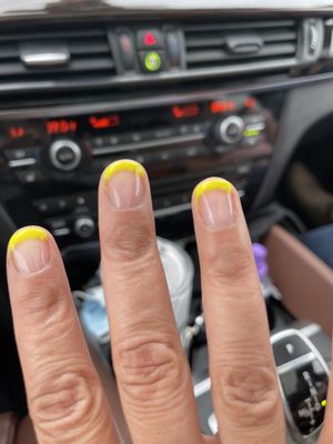 Terrible nails/service/experience