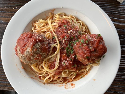 Linguine and meatballs, lunch special