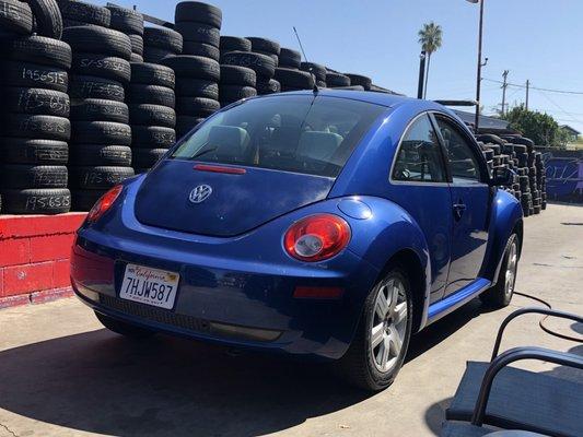 Getting my fathers bug some tires