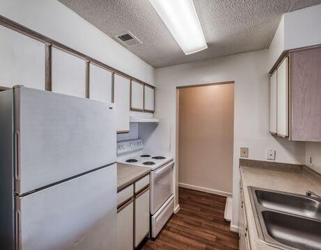 Kitchen with nice flooring