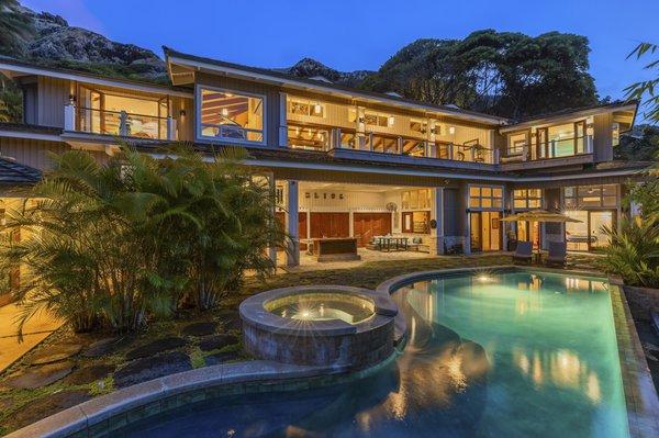 Hillside Estate in Lanikai. Sold by Jason Carey & Joel Cavasso| Compass
 
 careyluxury.com